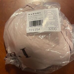 Brand New Natori Bra with Tags- 32DD